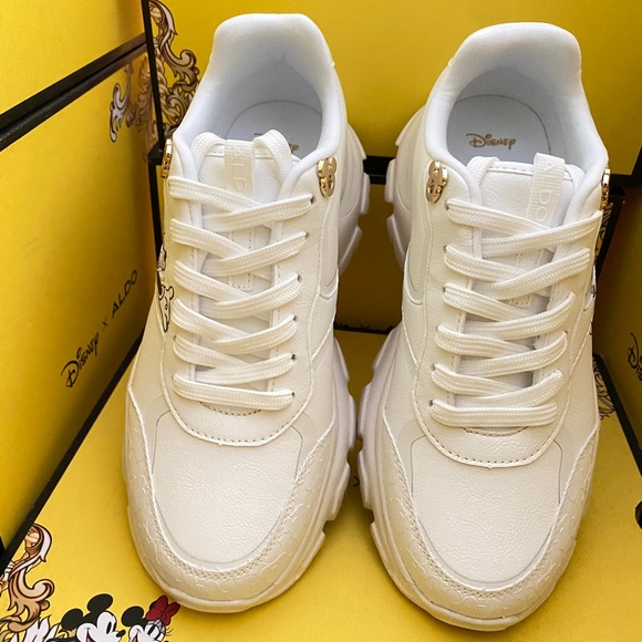 Disney X Aldo Jogger Sneaker Mickey and Minnie D100ztrainer New in box - Picture 6 of 10